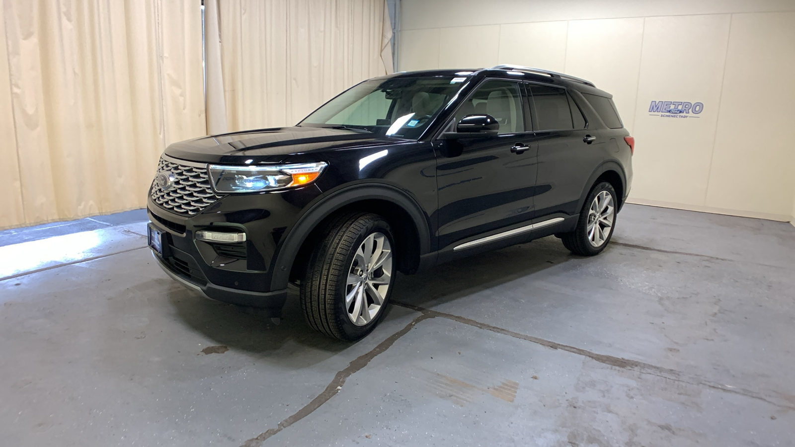 2021 Ford Explorer Platinum 7