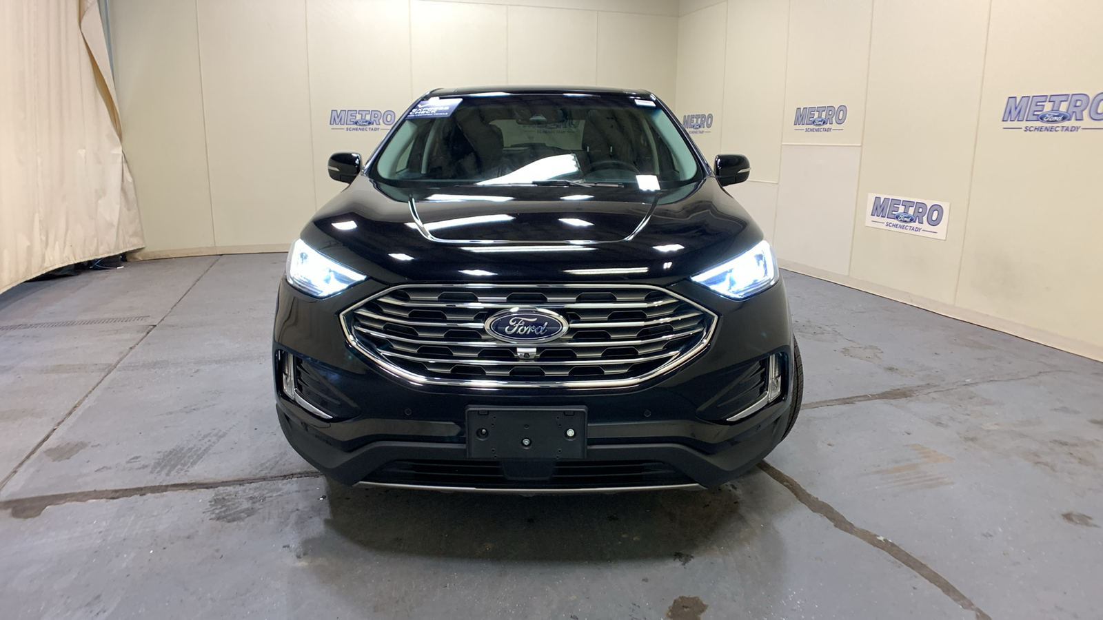 2020 Ford Edge Titanium 50