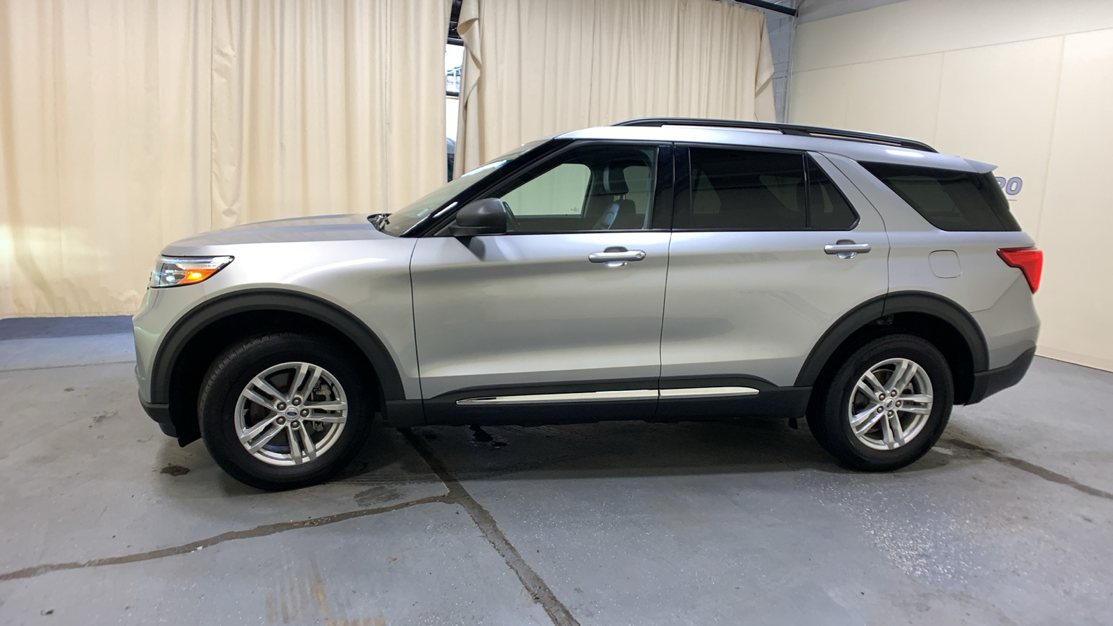 2021 Ford Explorer XLT 6