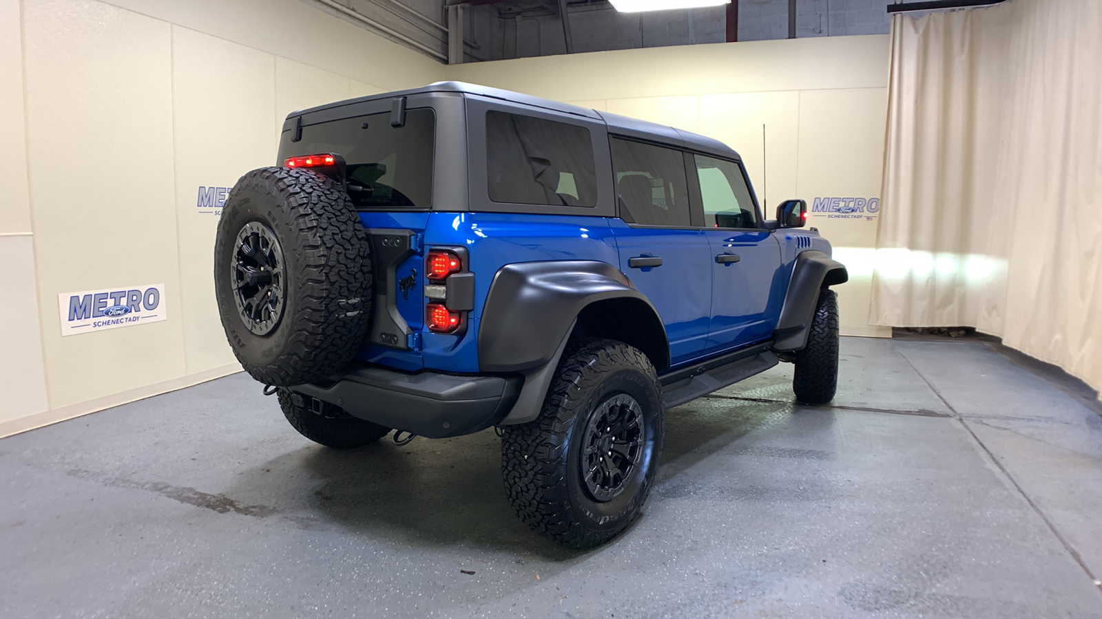 2022 Ford Bronco Raptor 3