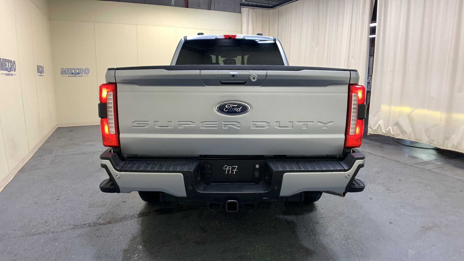 2023 Ford F-250SD Lariat 4