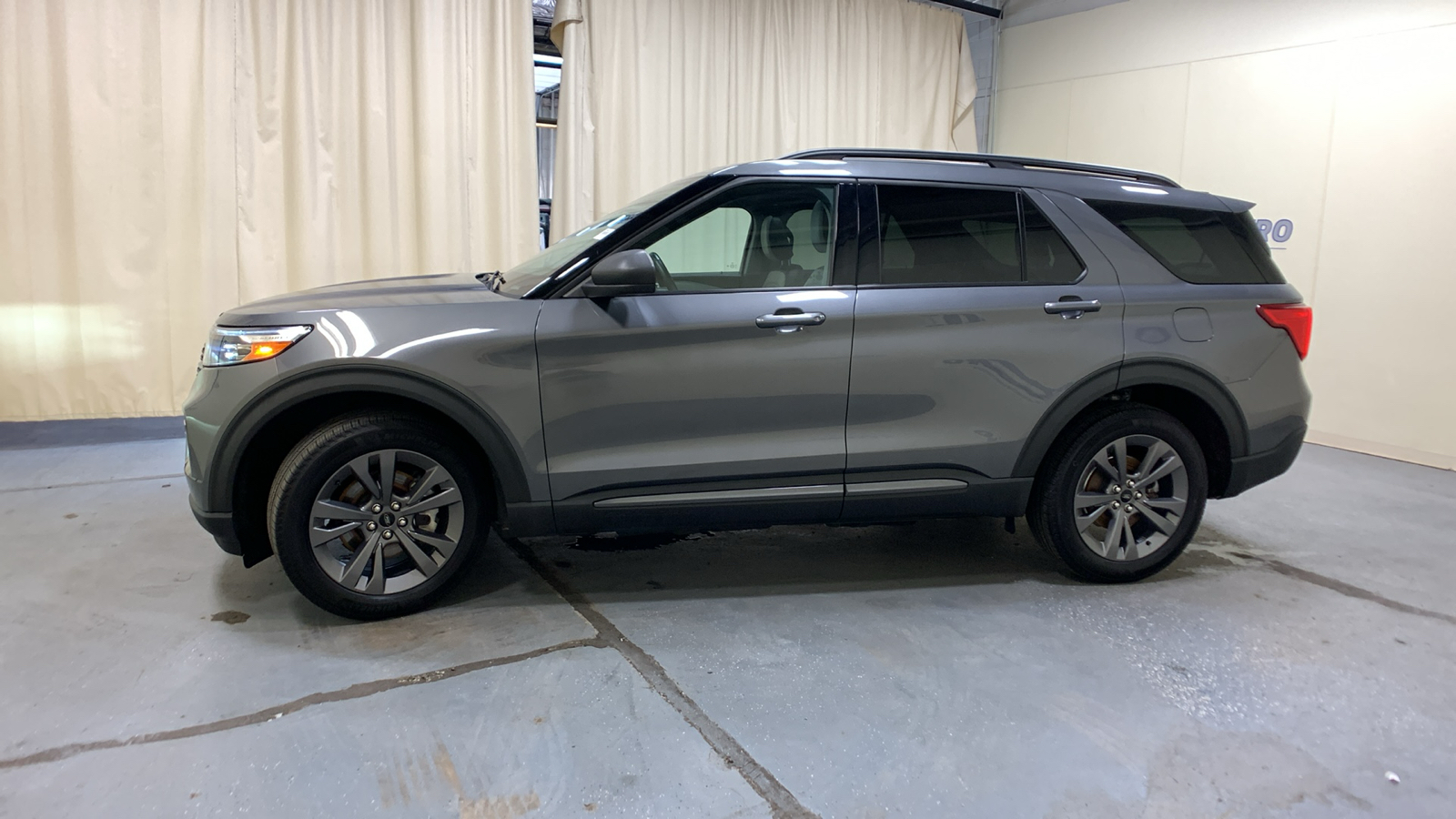 2021 Ford Explorer XLT 6