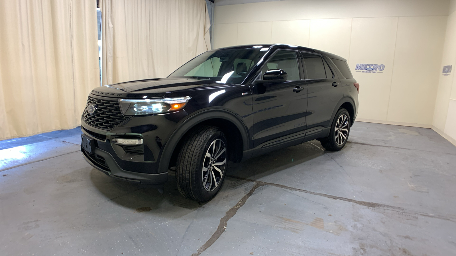 2022 Ford Explorer ST-Line 51