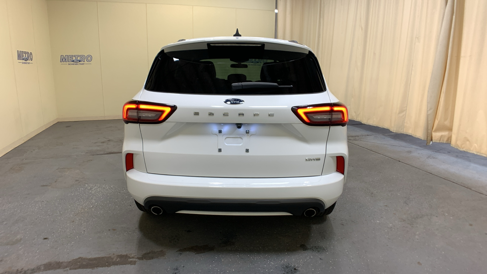 2023 Ford Escape ST-Line 4