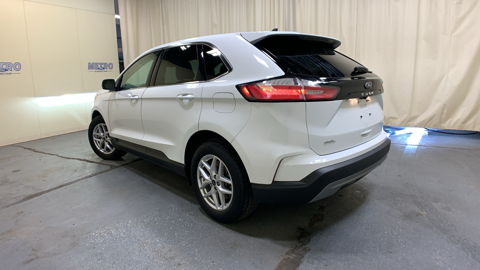 2024 Ford Edge SEL 5