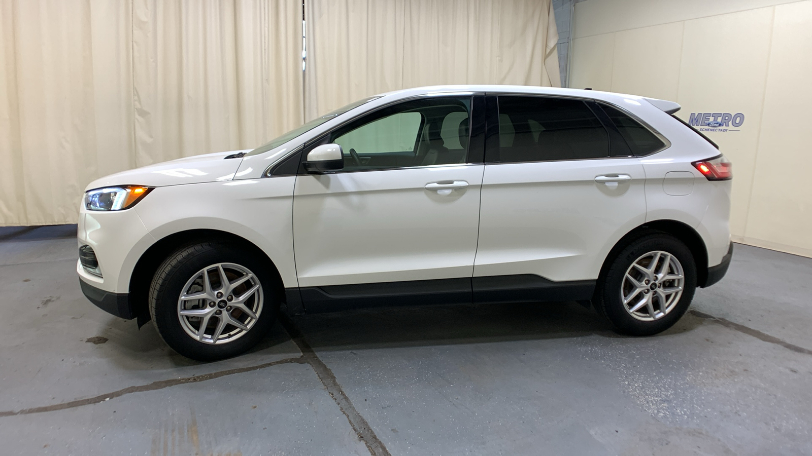 2024 Ford Edge SEL 6