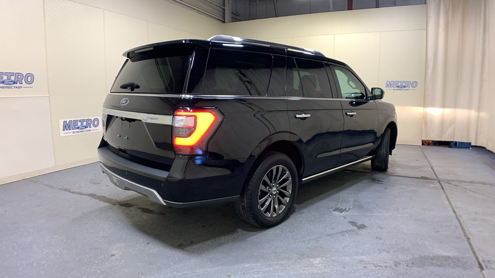 2021 Ford Expedition Limited 3