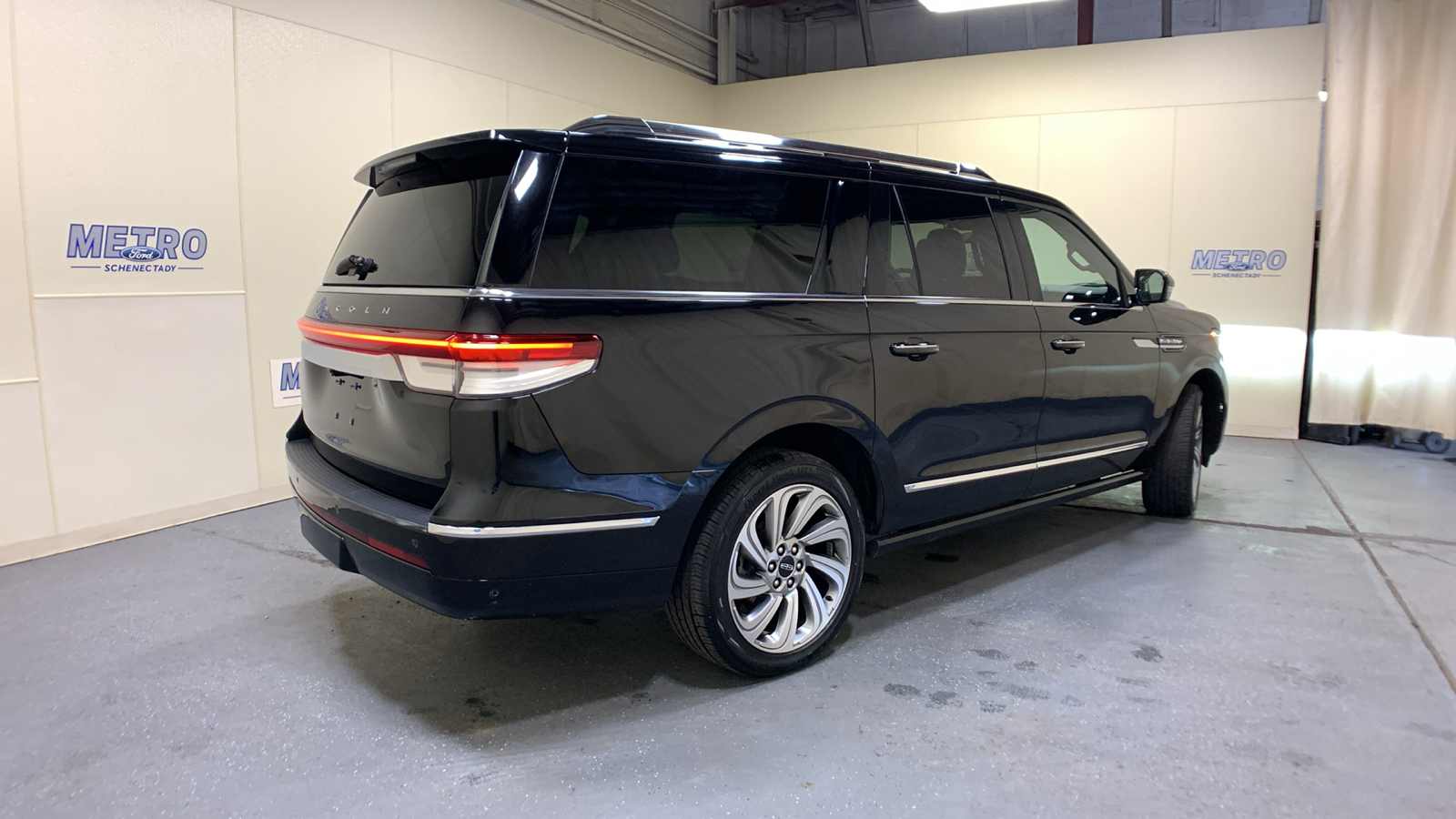 2022 Lincoln Navigator L Reserve 3