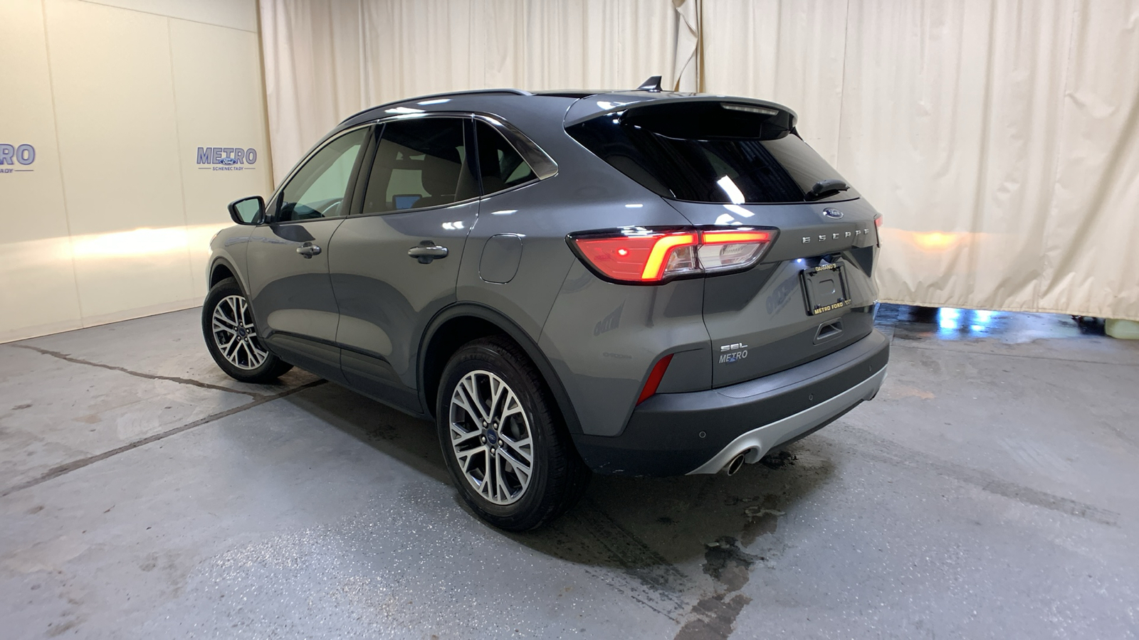 2022 Ford Escape SEL 5