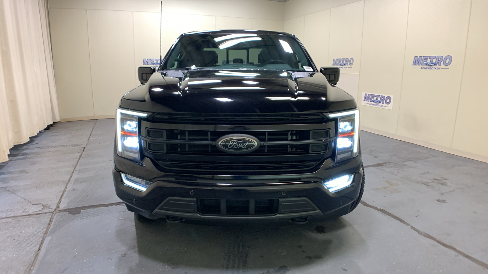 2022 Ford F-150 Platinum 8