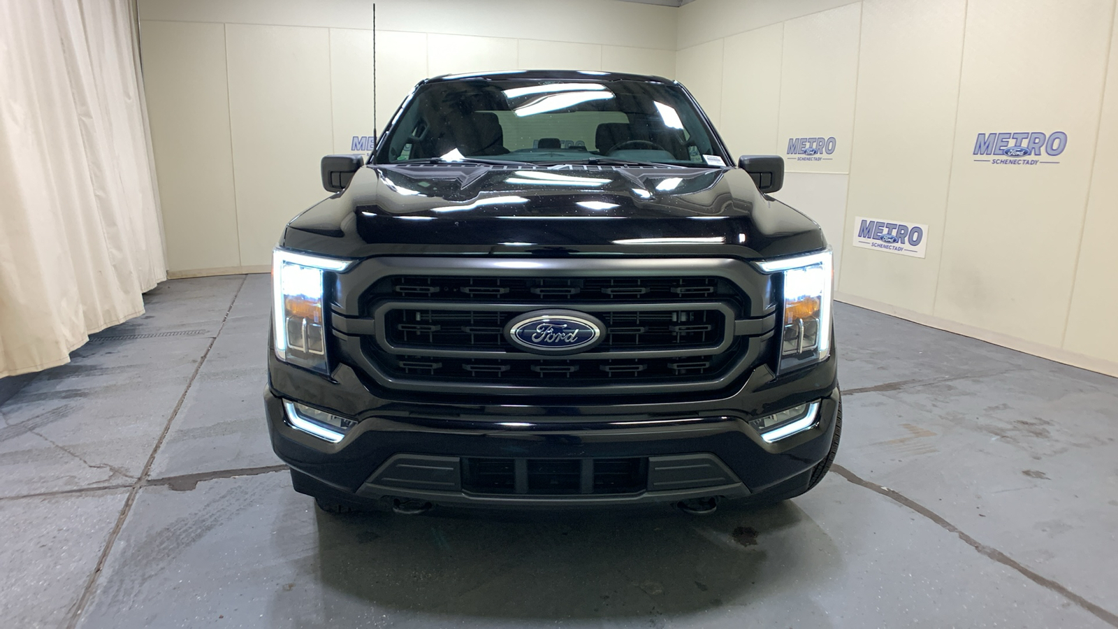 2022 Ford F-150 XLT 8