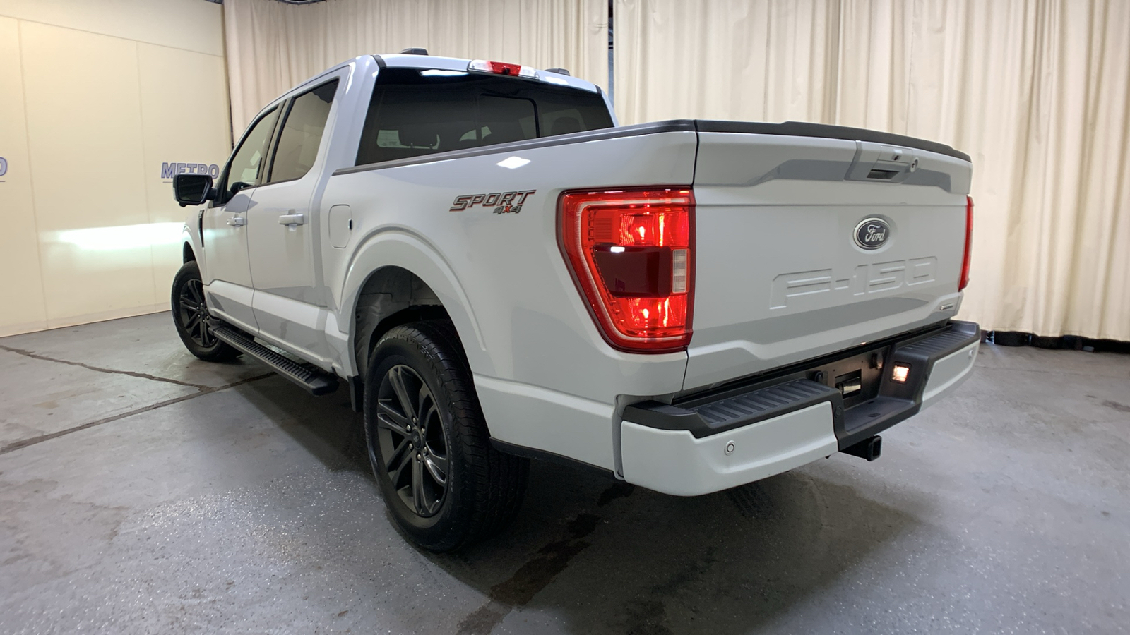 2022 Ford F-150 XLT 8