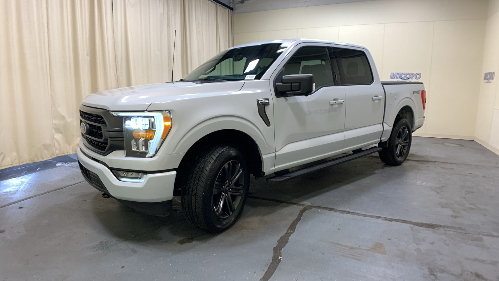 2022 Ford F-150 XLT 10