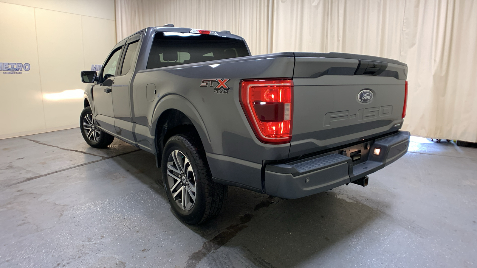 2022 Ford F-150 XL 5