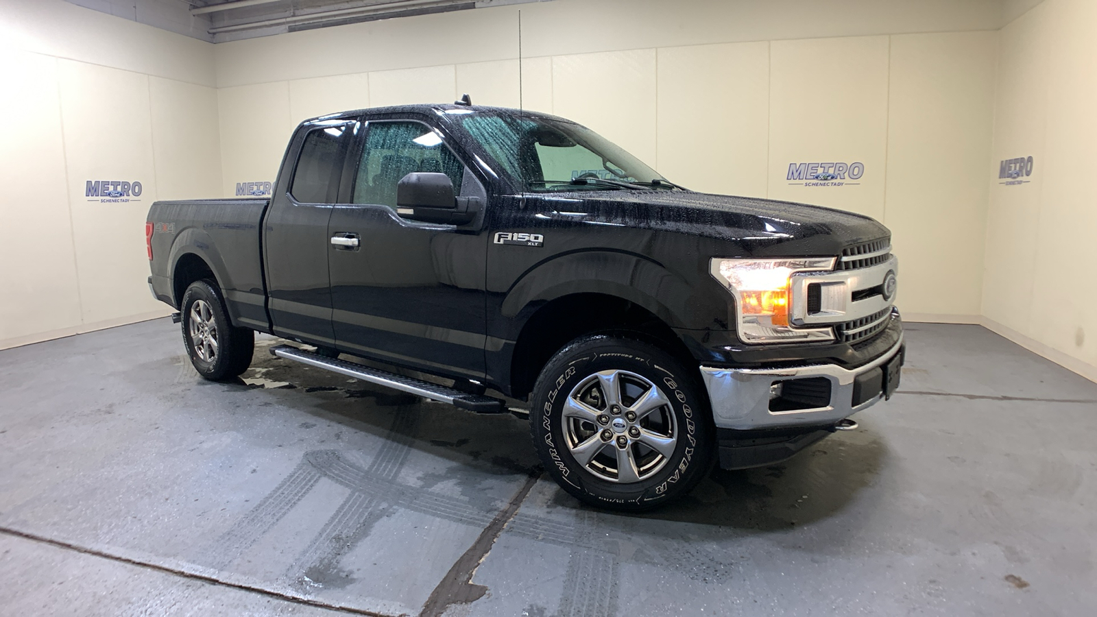 2020 Ford F-150 XLT 1