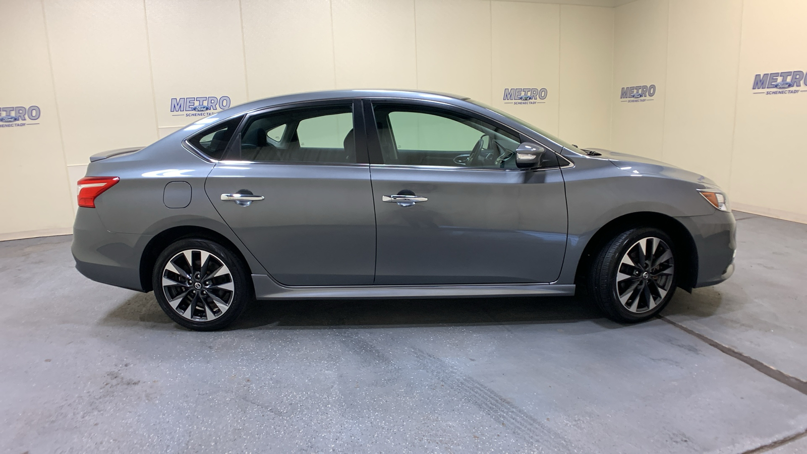 2018 Nissan Sentra SR 2