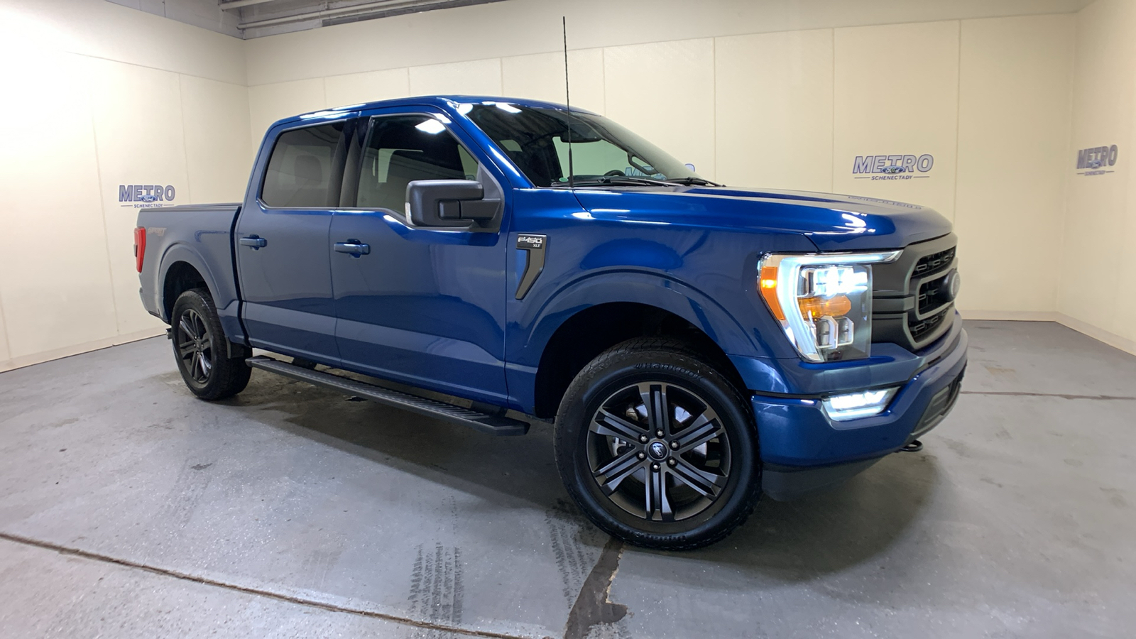 2022 Ford F-150 XLT 1