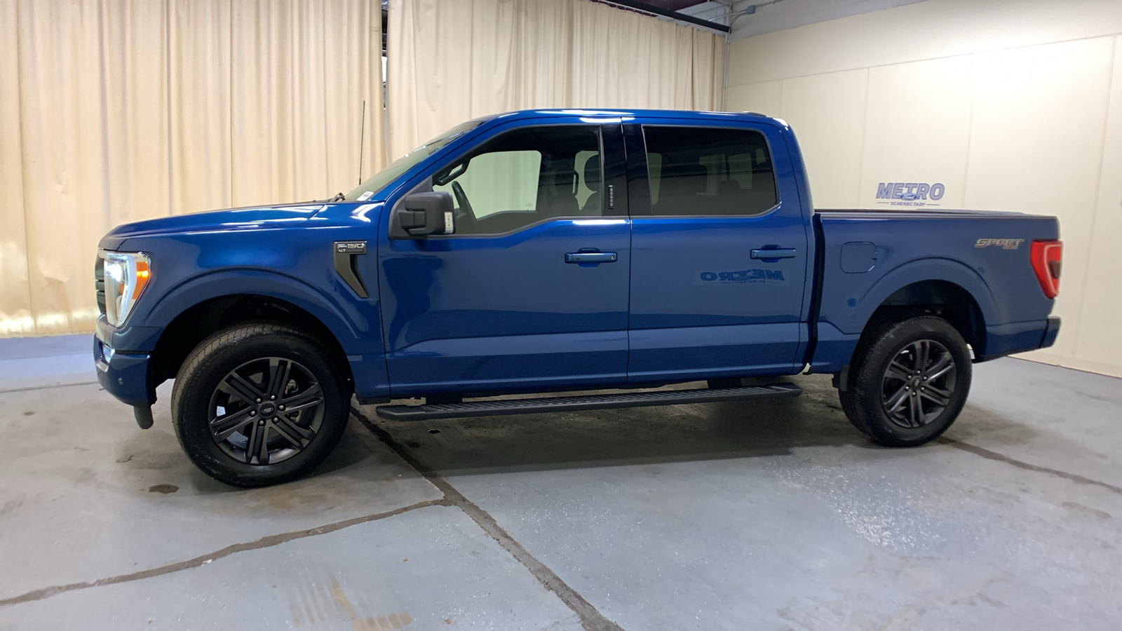 2022 Ford F-150 XLT 6