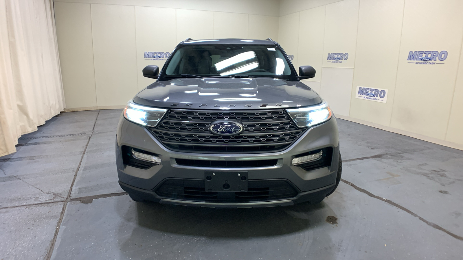 2021 Ford Explorer XLT 8