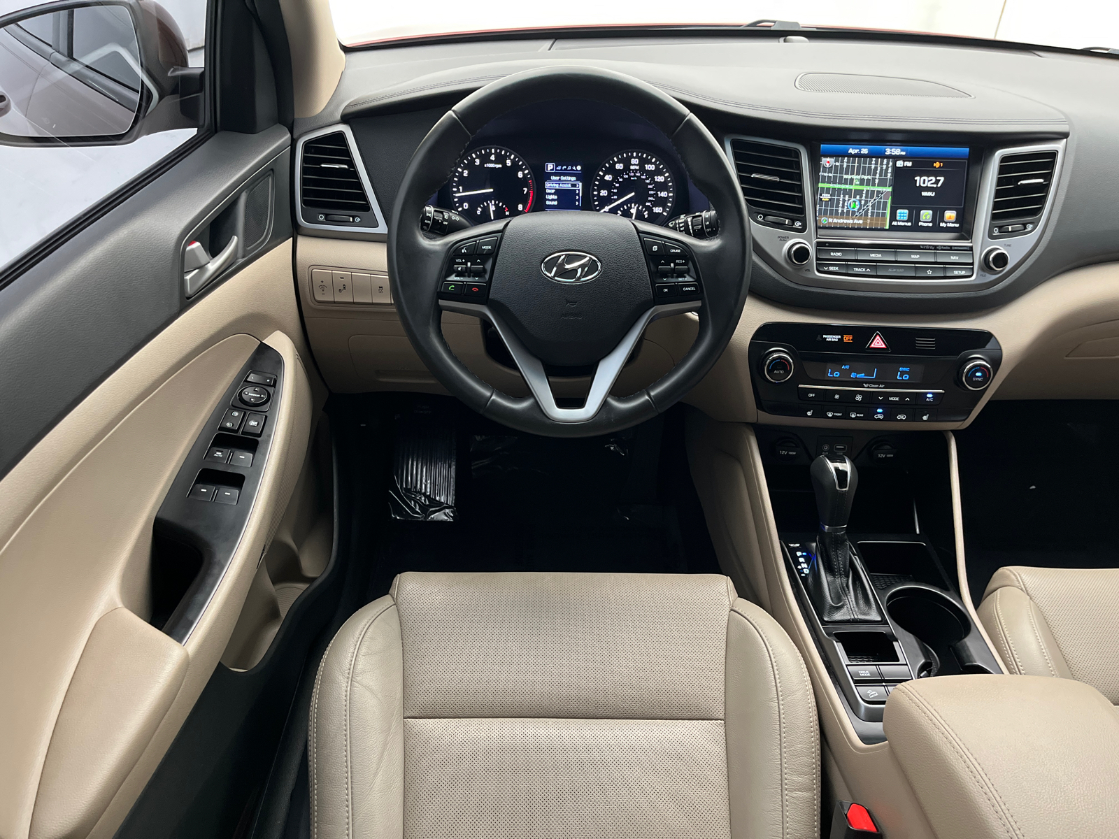 2018 Hyundai Tucson SEL Plus 17