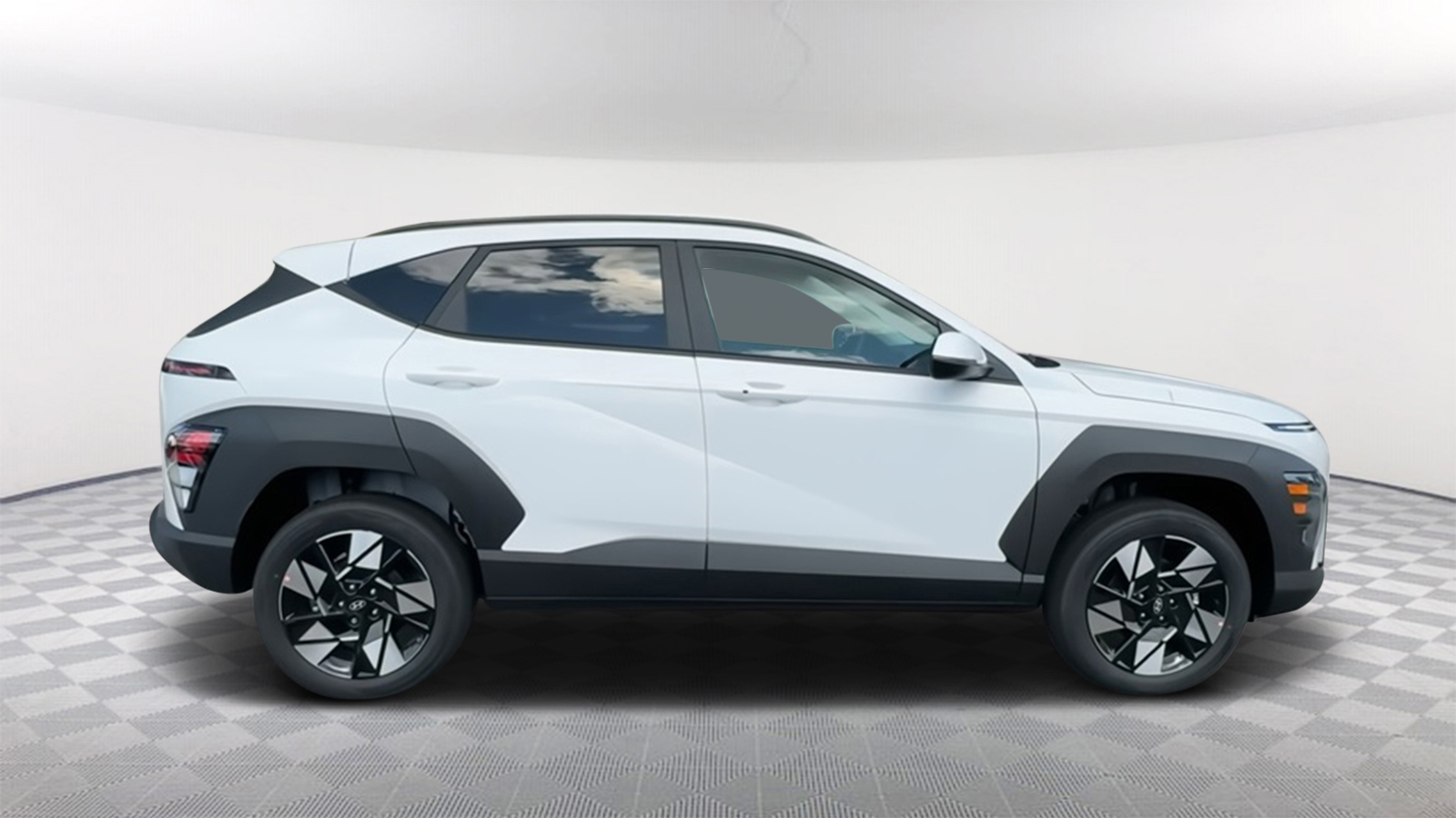 2025 Hyundai Kona SEL 8