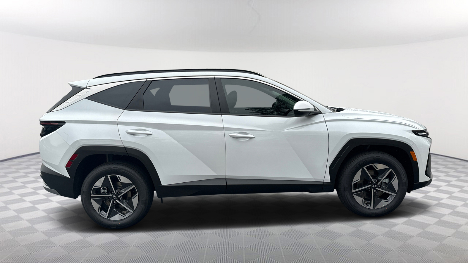 2025 Hyundai Tucson Hybrid SEL Convenience 4