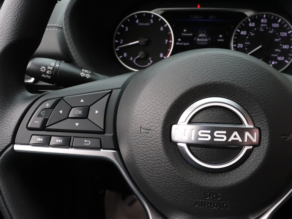 2024 Nissan Sentra SV 6