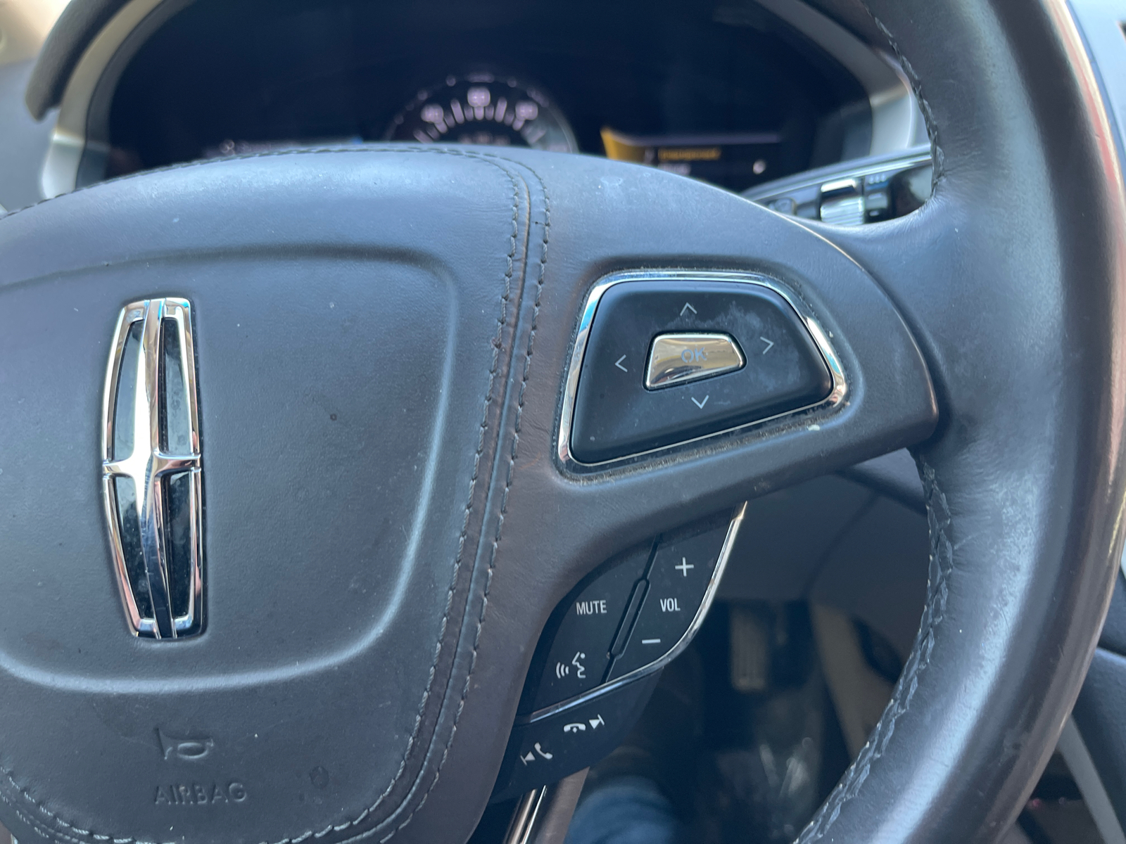 2020 Lincoln MKZ Hybrid Reserve 13
