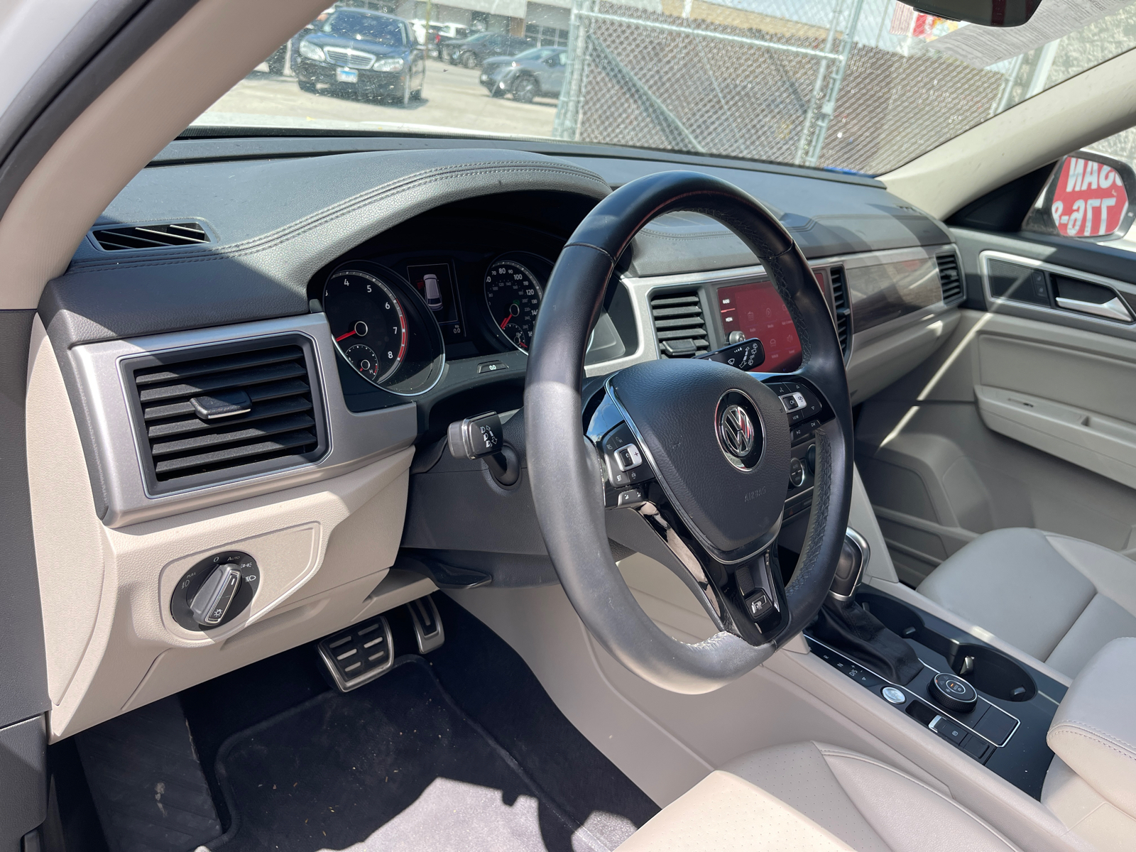 2019 Volkswagen Atlas 3.6L V6 SE 8