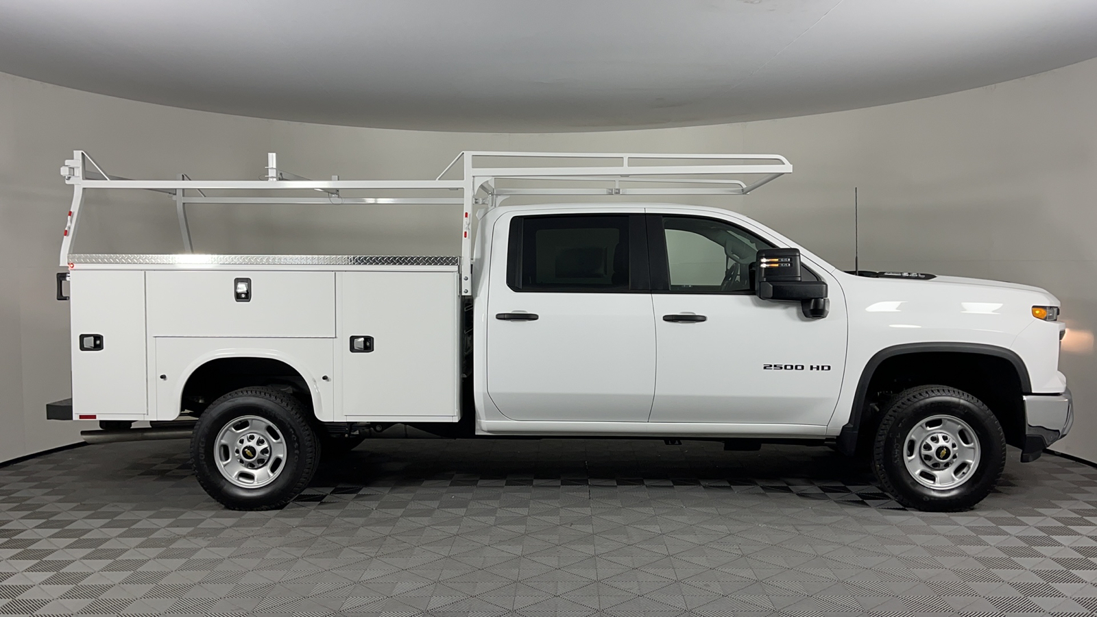 2024 Chevrolet Silverado 2500HD Work Truck 2