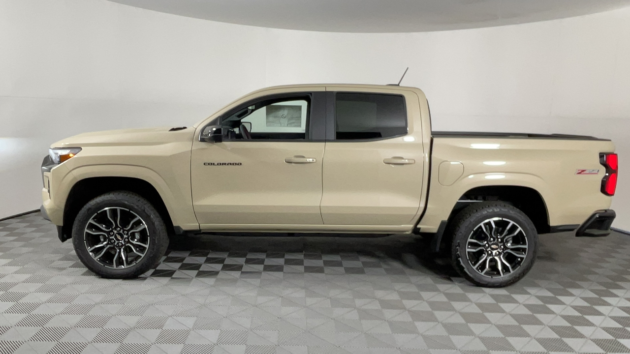 2024 Chevrolet Colorado 4WD Z71 7