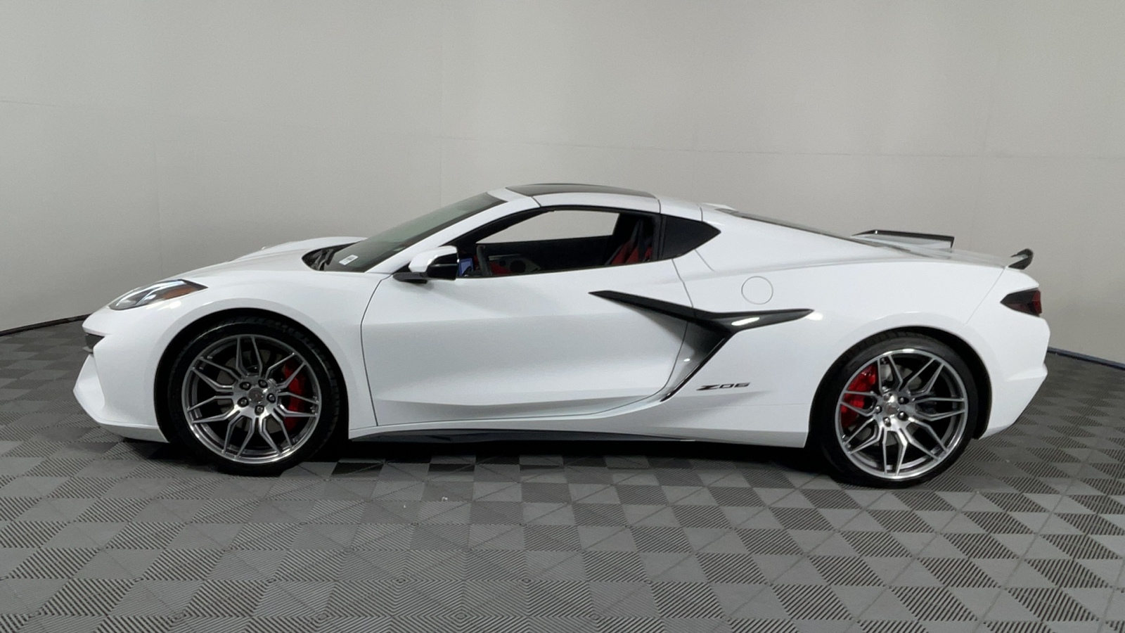 2024 Chevrolet Corvette 2LZ 7