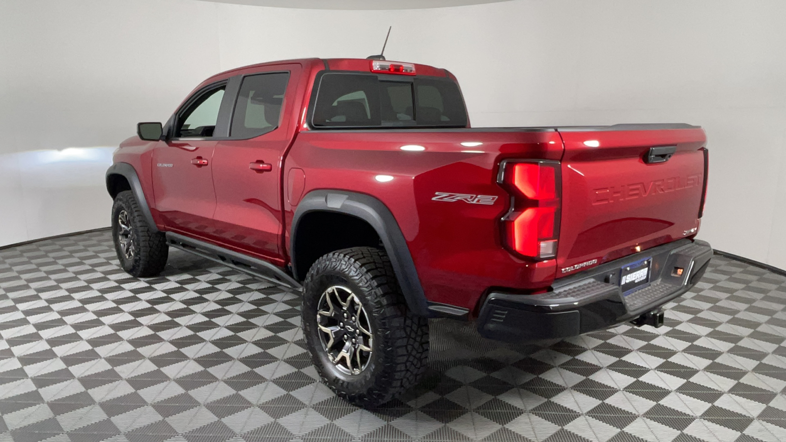 2024 Chevrolet Colorado 4WD ZR2 6