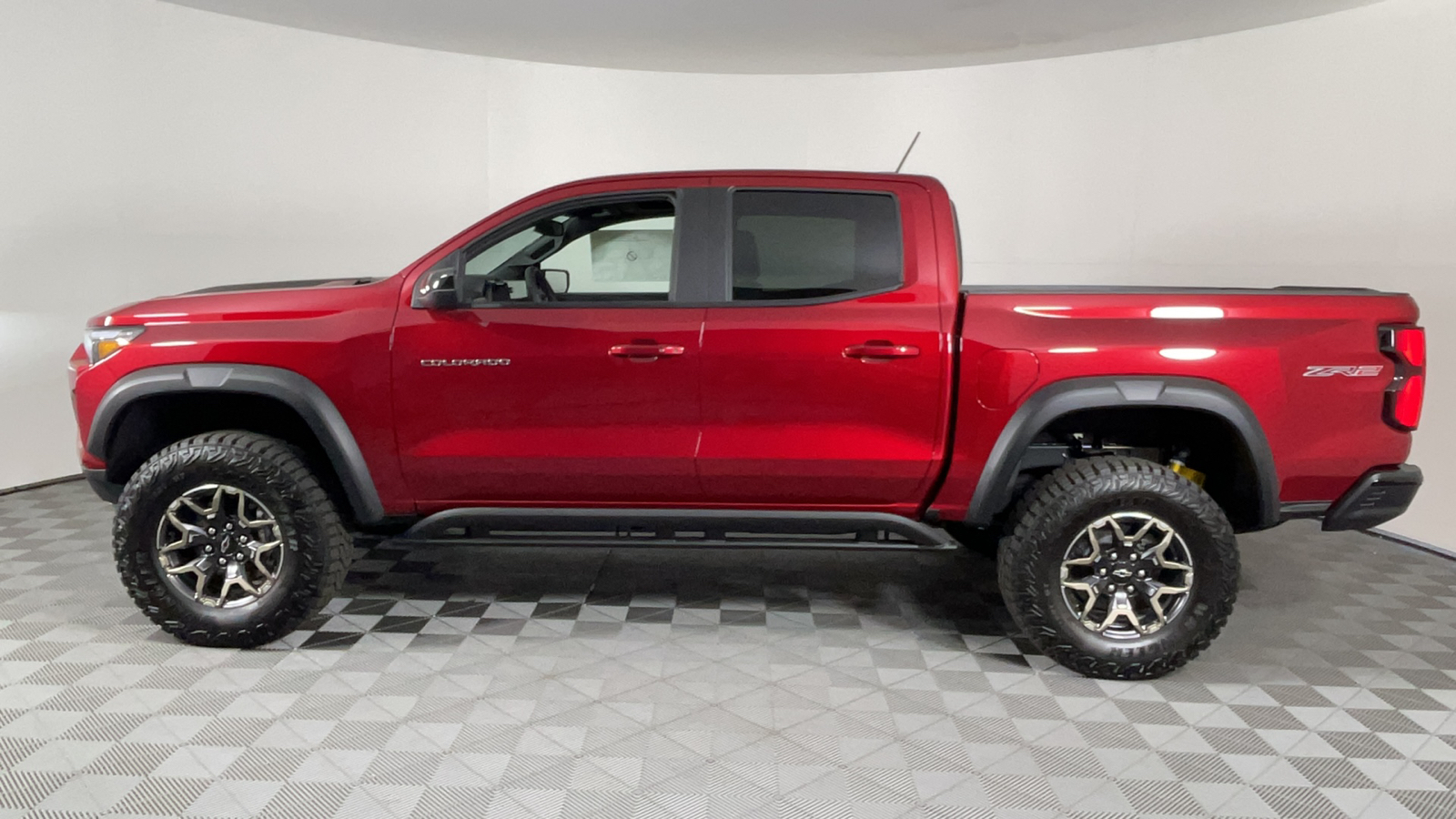 2024 Chevrolet Colorado 4WD ZR2 7