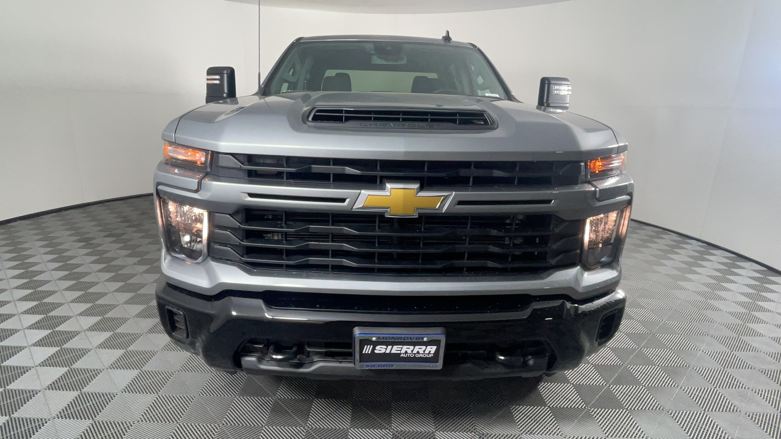 2024 Chevrolet Silverado 2500HD Custom 10