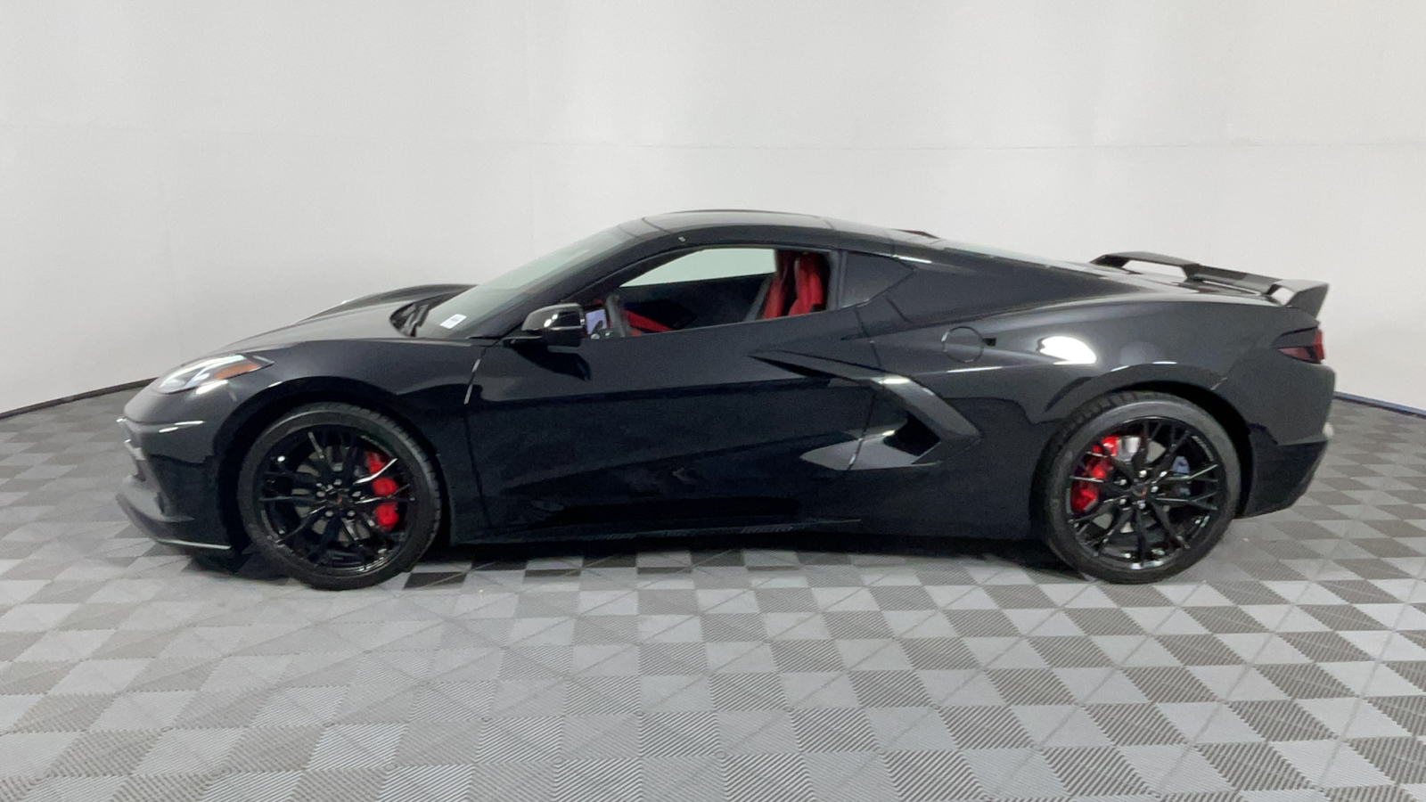 2024 Chevrolet Corvette 2LT 7