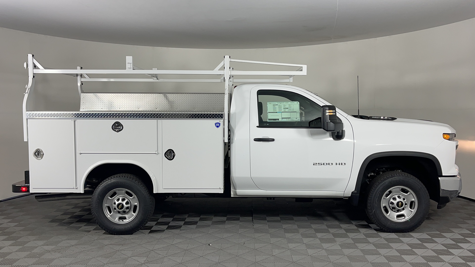 2024 Chevrolet Silverado 2500HD Work Truck 2