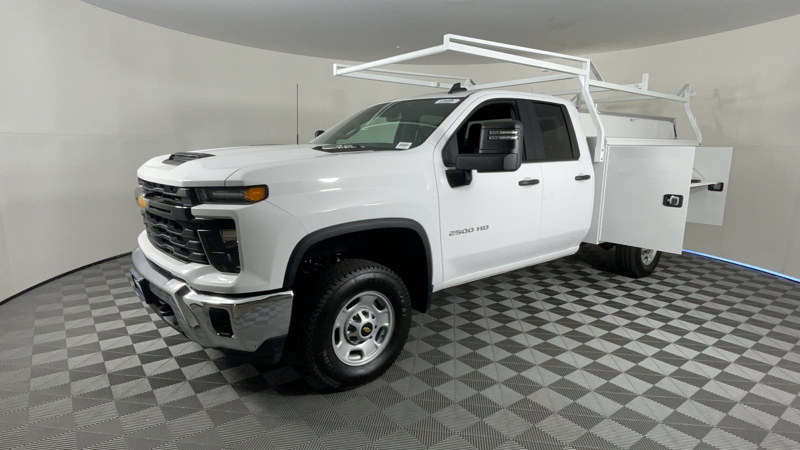 2024 Chevrolet Silverado 2500HD Work Truck 8