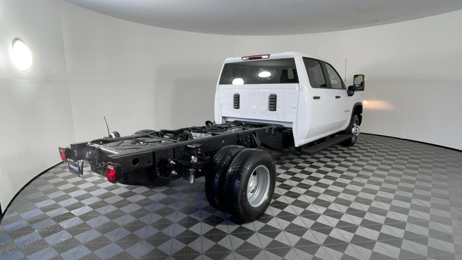 2024 Chevrolet Silverado 3500HD CC Work Truck 4