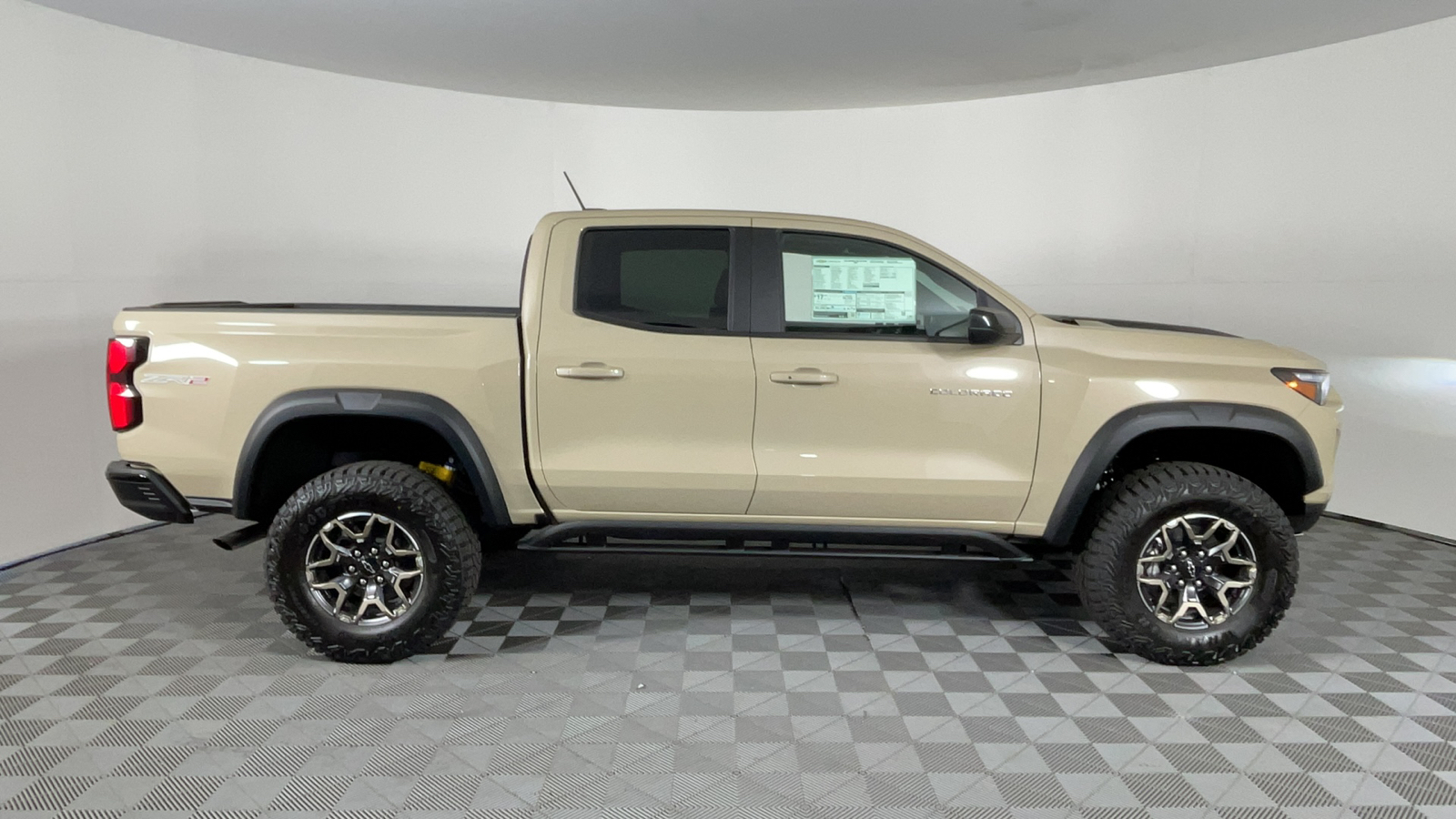 2024 Chevrolet Colorado 4WD ZR2 3