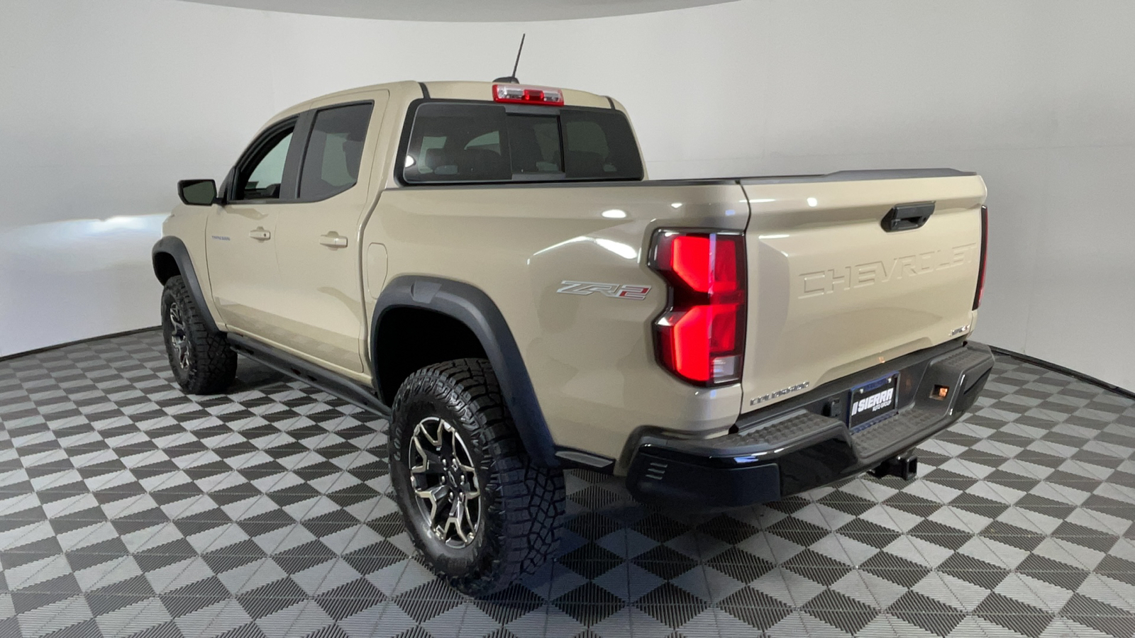 2024 Chevrolet Colorado 4WD ZR2 6