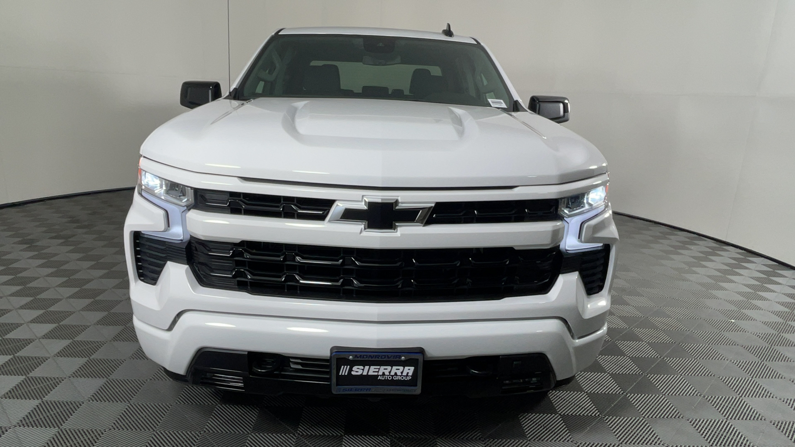 2024 Chevrolet Silverado 1500 RST 9