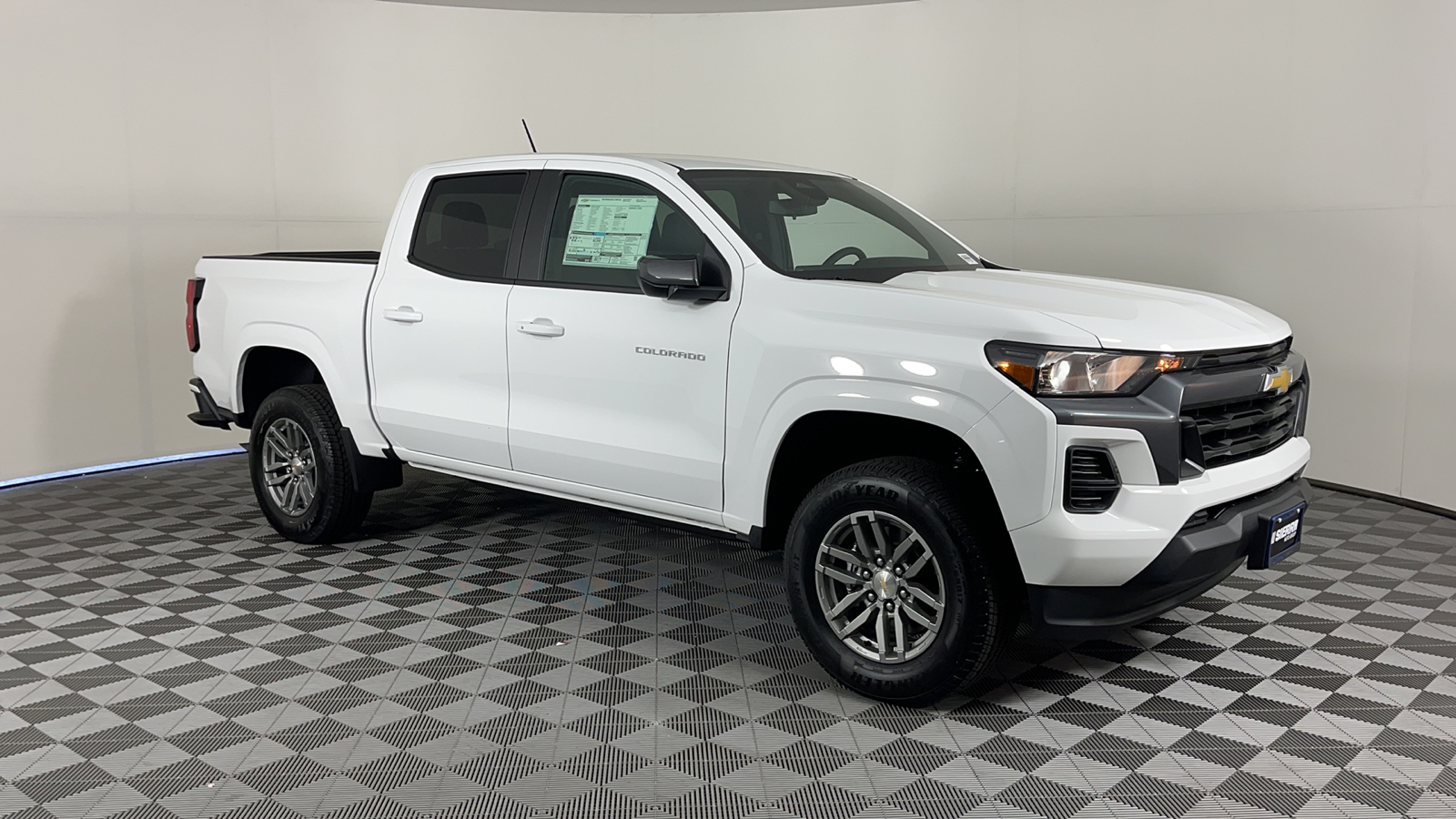 2024 Chevrolet Colorado 2WD LT 1