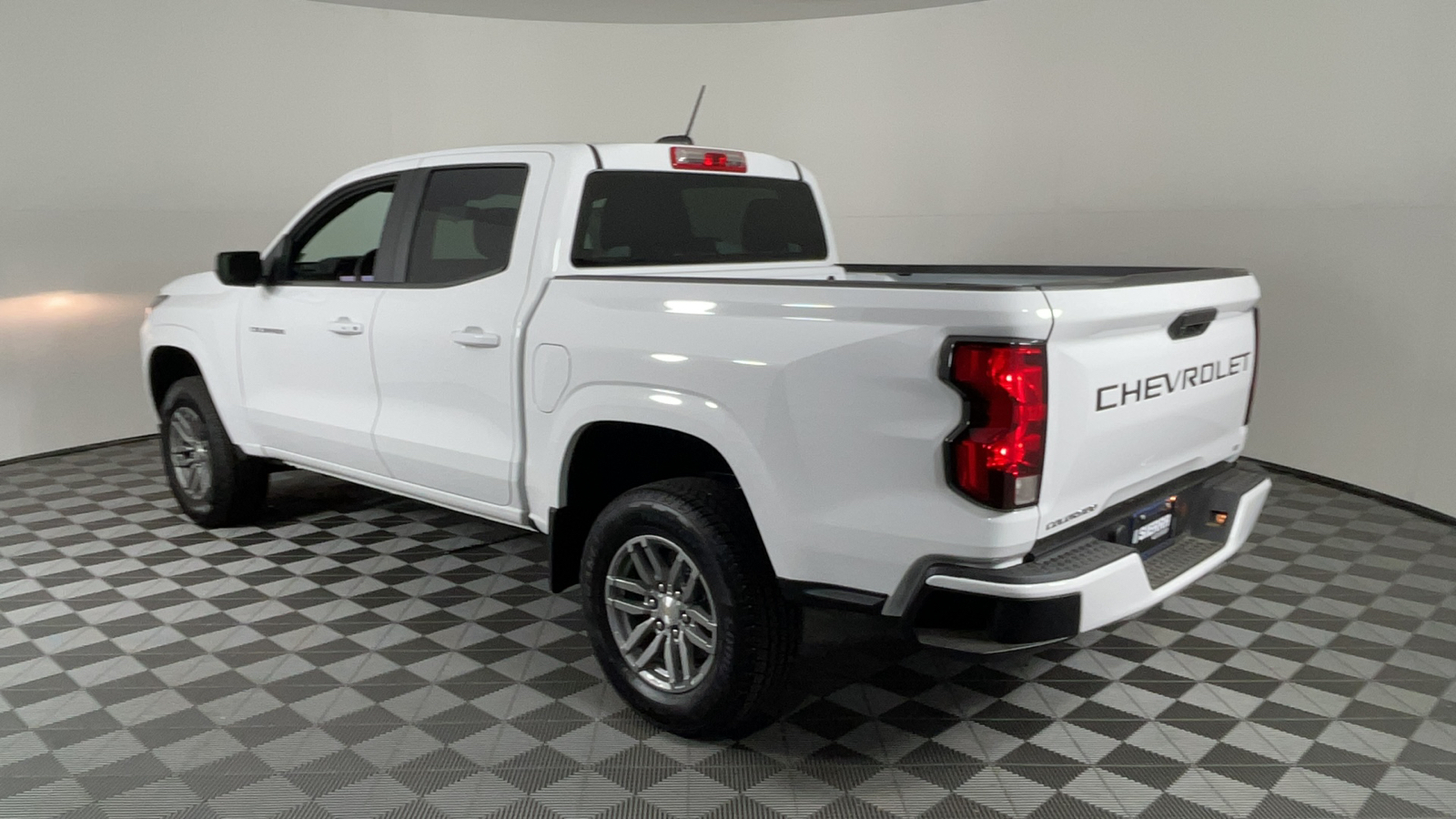 2024 Chevrolet Colorado 2WD LT 6