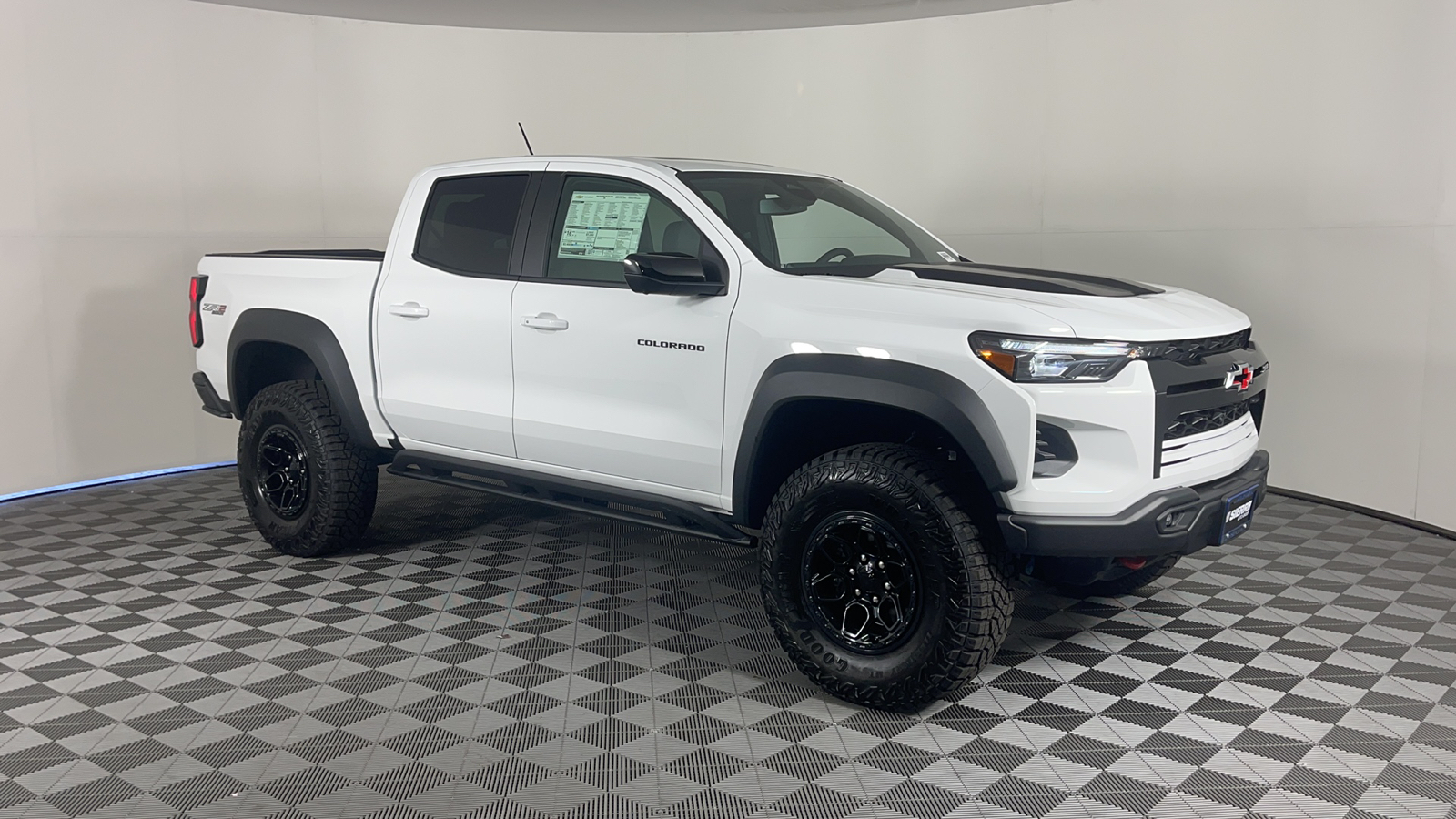 2024 Chevrolet Colorado 4WD ZR2 1