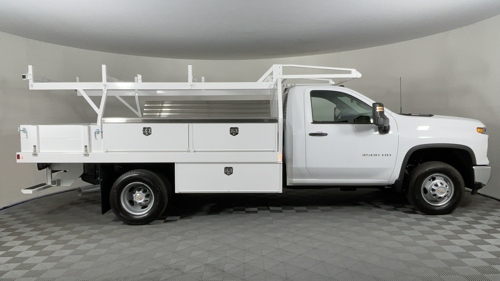 2024 Chevrolet Silverado 3500HD CC Work Truck 1