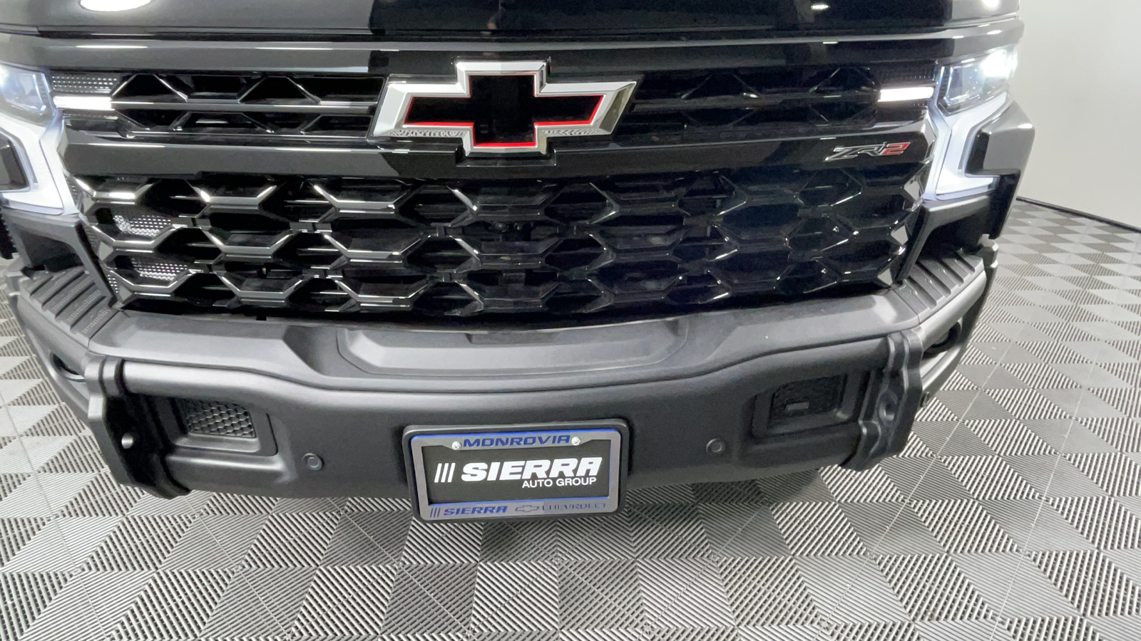 2024 Chevrolet Silverado 1500 ZR2 10