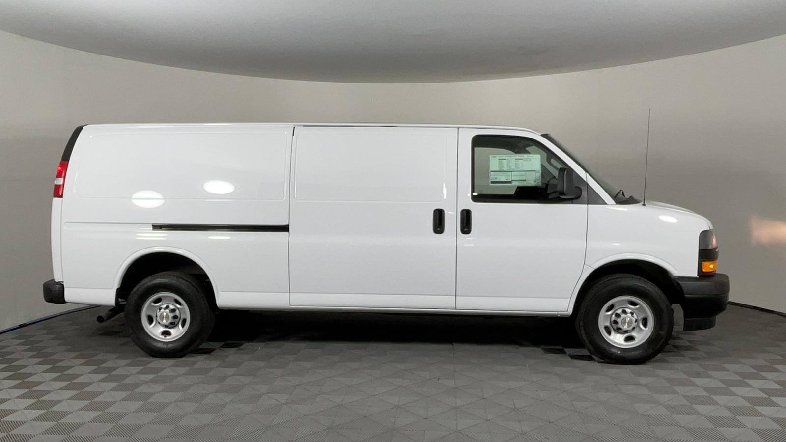 2024 Chevrolet Express Extended Cargo Van  1