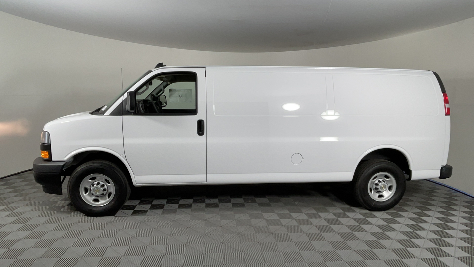 2024 Chevrolet Express Extended Cargo Van  7