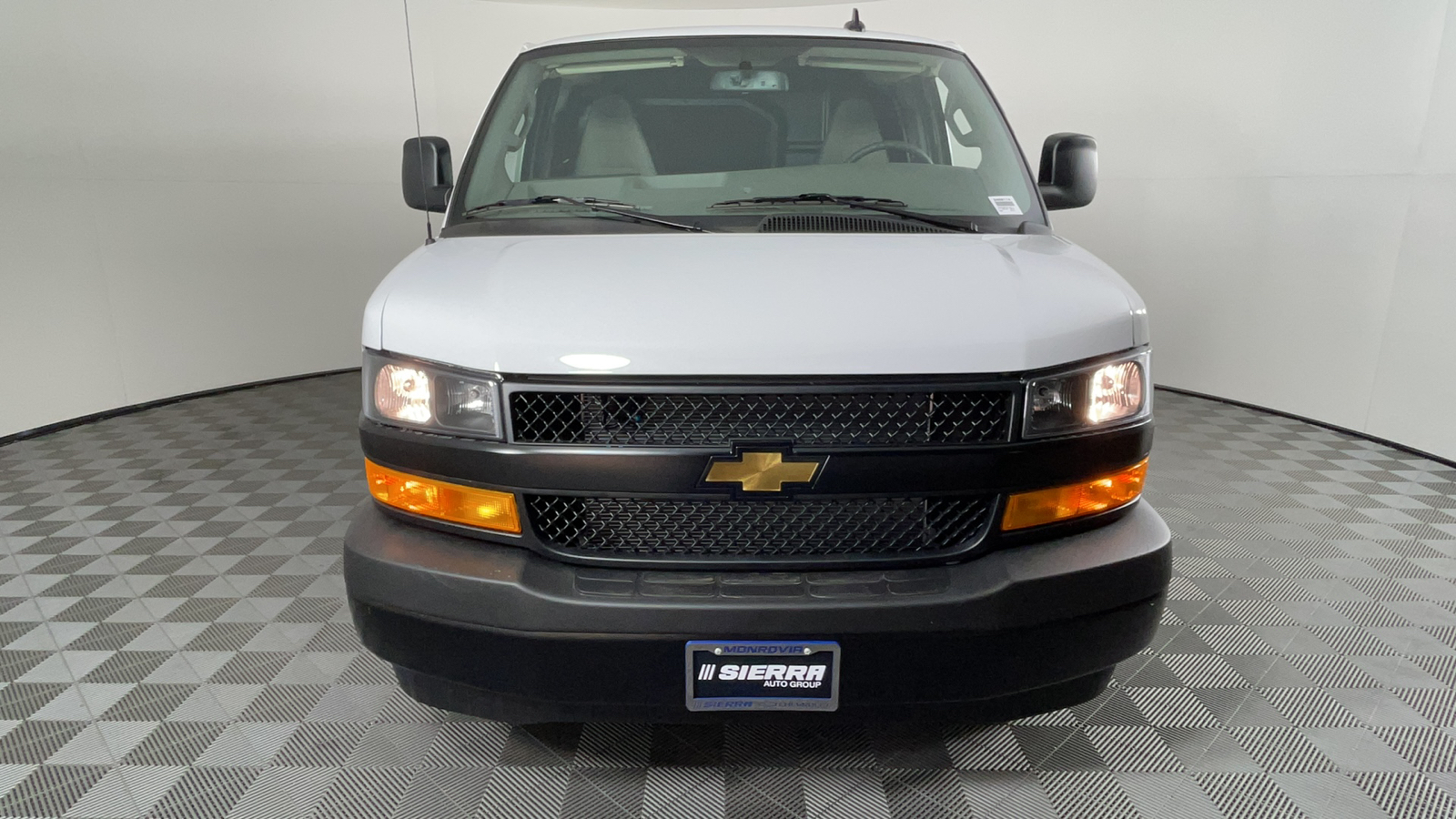 2024 Chevrolet Express Extended Cargo Van  9